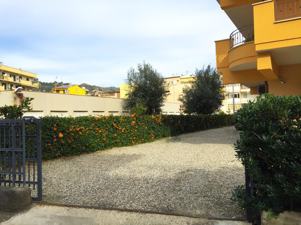 B&B Mareagro Santa Teresa Di Riva Eksteriør bilde