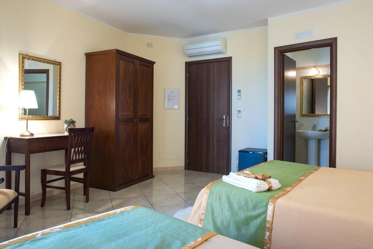B&B Mareagro Santa Teresa Di Riva Eksteriør bilde