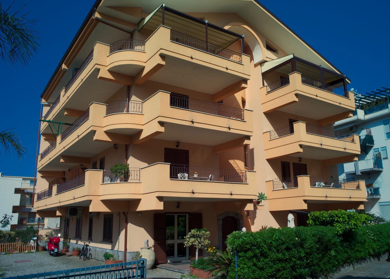 B&B Mareagro Santa Teresa Di Riva Eksteriør bilde